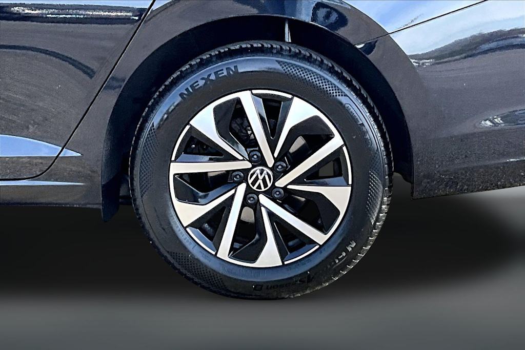 Thumbnail: 2025 Volkswagen Jetta - 27