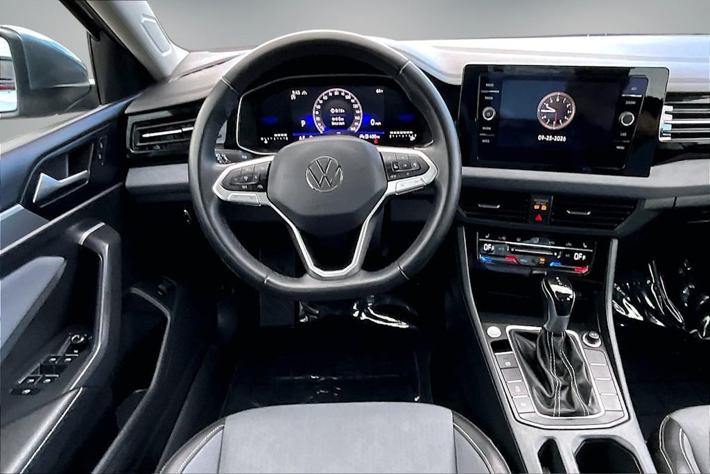Thumbnail: 2025 Volkswagen Jetta - 14