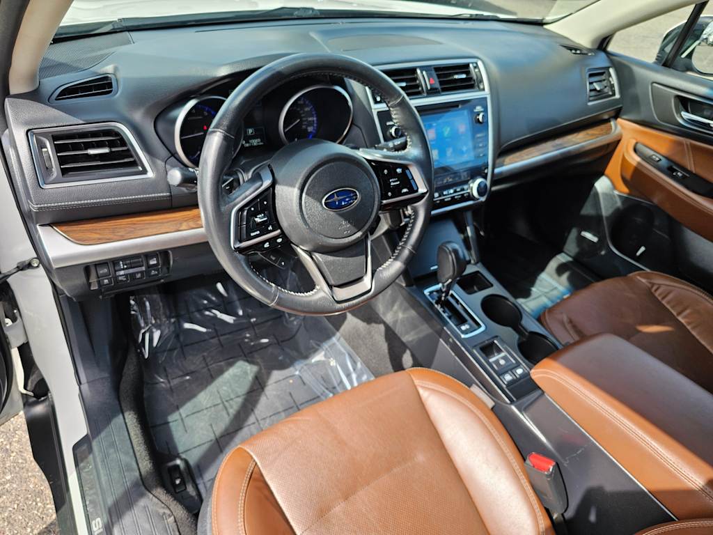 2018 Subaru Outback 3.6R Touring 2