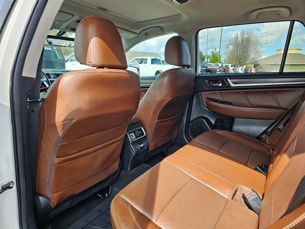 2018 Subaru Outback 3.6R Touring 12