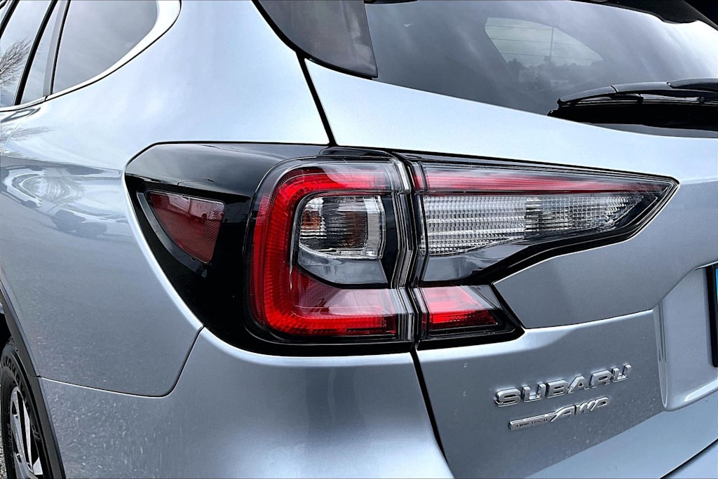 Thumbnail: 2020 Subaru Outback - 32