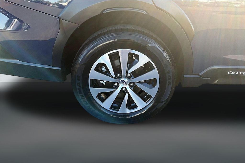 Thumbnail: 2025 Subaru Outback - 36