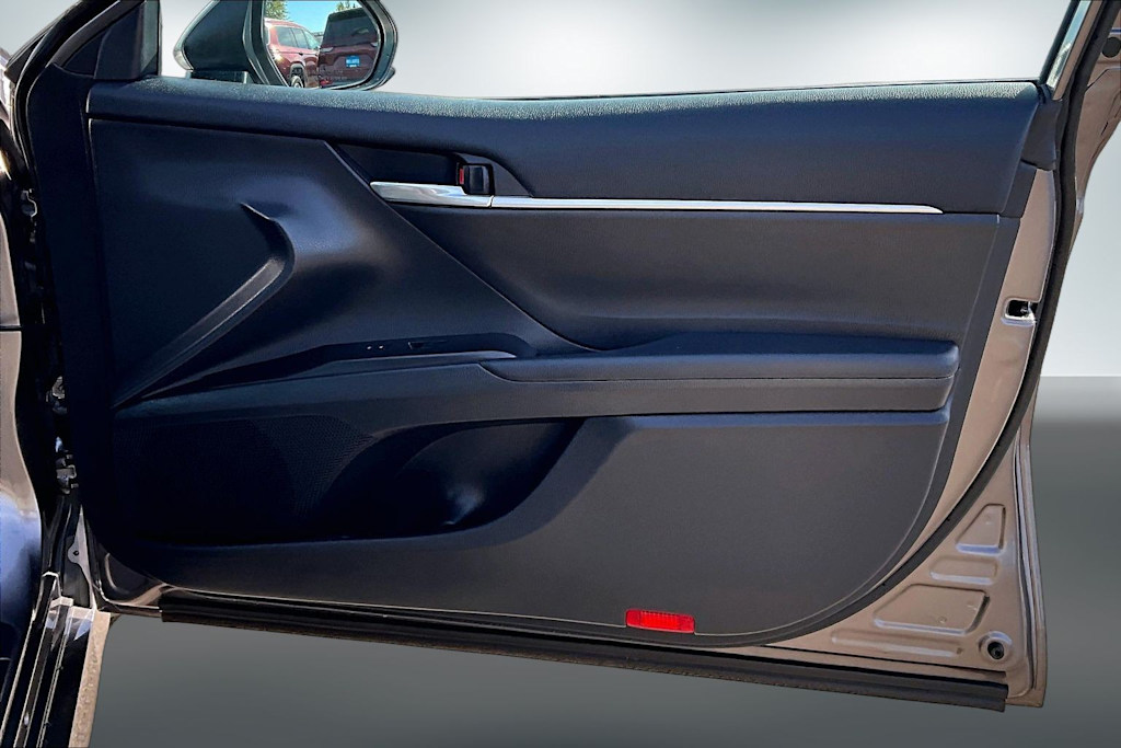 Thumbnail: 2022 Toyota Camry - 29