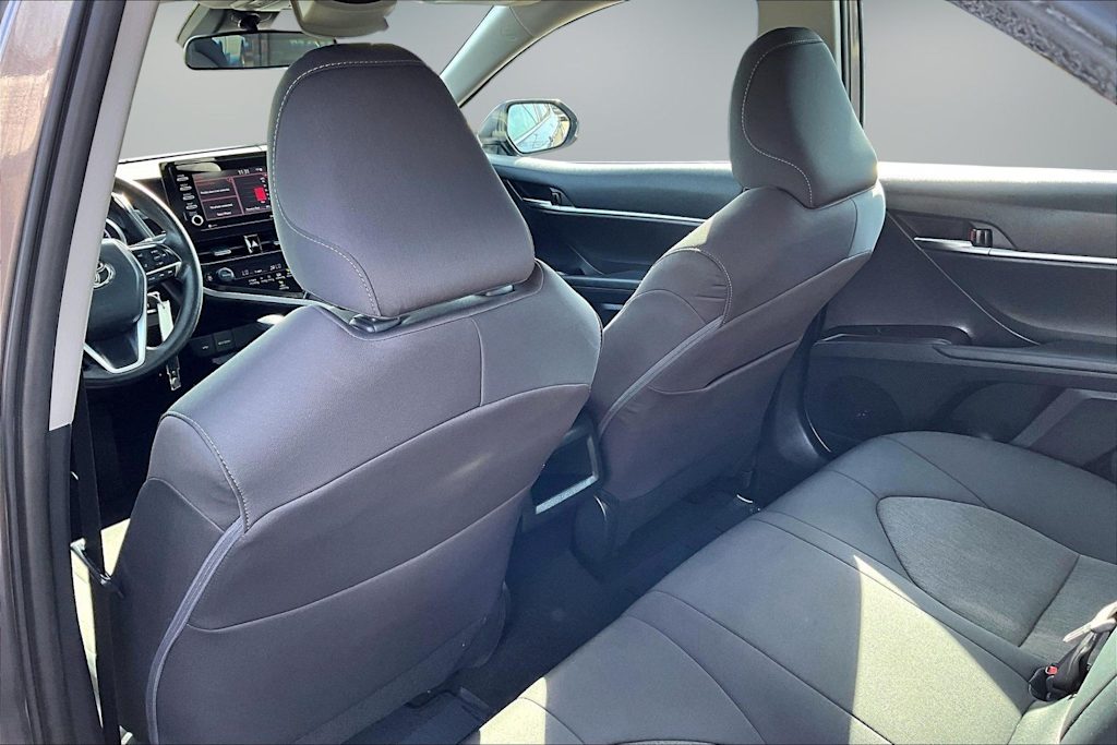 Thumbnail: 2022 Toyota Camry - 12