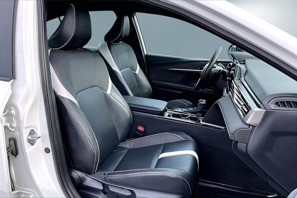 Thumbnail: 2025 Toyota Camry - 12