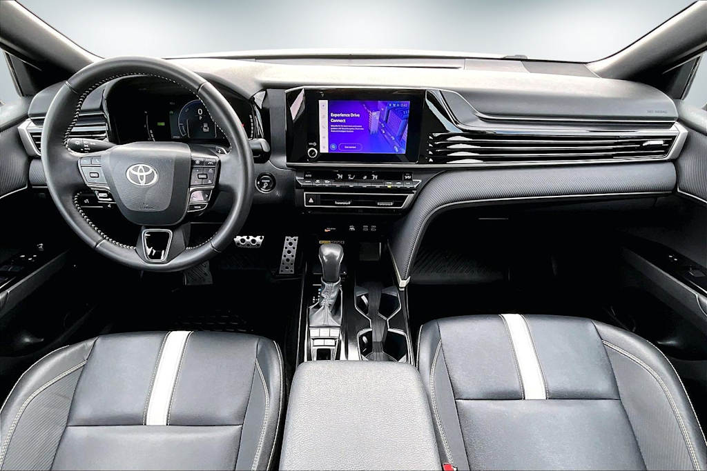 Thumbnail: 2025 Toyota Camry - 10