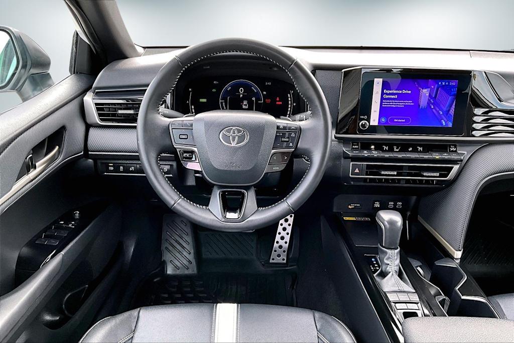 Thumbnail: 2025 Toyota Camry - 14