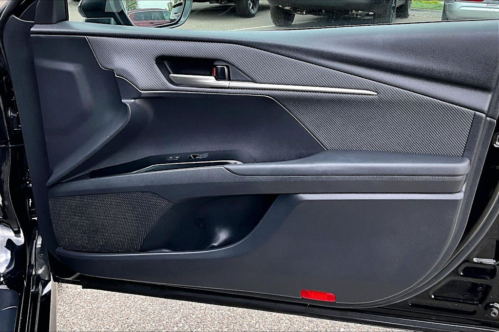 Thumbnail: 2025 Toyota Camry - 27
