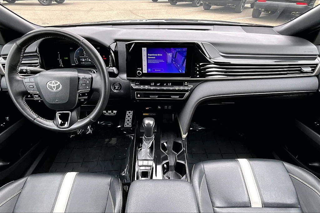 Thumbnail: 2025 Toyota Camry - 9