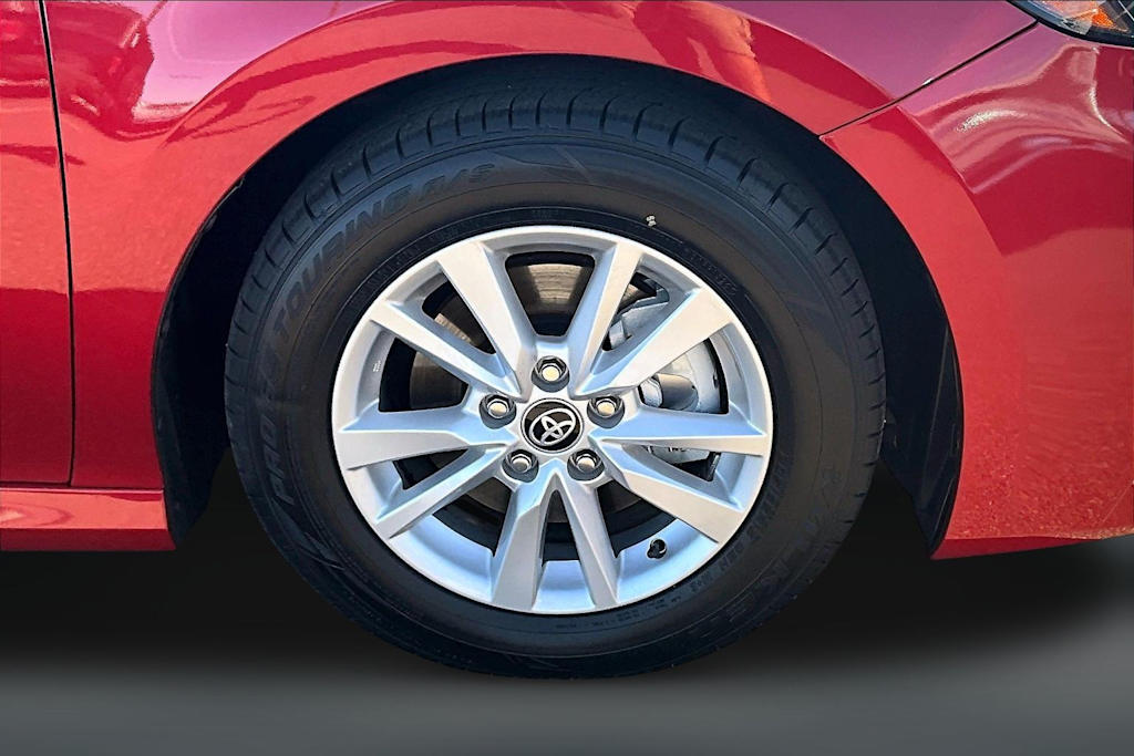 Thumbnail: 2025 Toyota Camry - 35