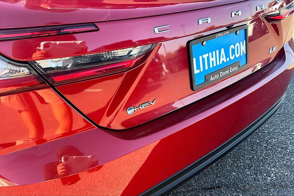 Thumbnail: 2025 Toyota Camry - 21