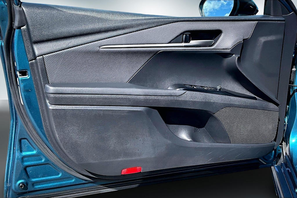 Thumbnail: 2025 Toyota Camry - 27