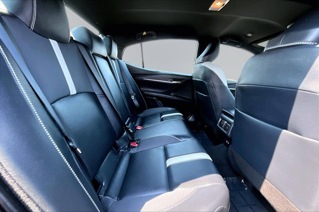 Thumbnail: 2025 Toyota Camry - 30