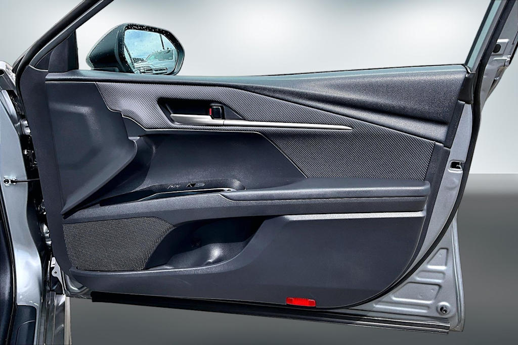 Thumbnail: 2025 Toyota Camry - 28