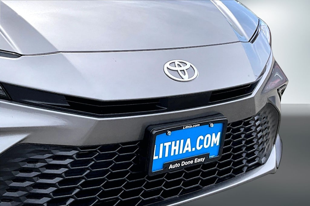 Thumbnail: 2025 Toyota Camry - 33