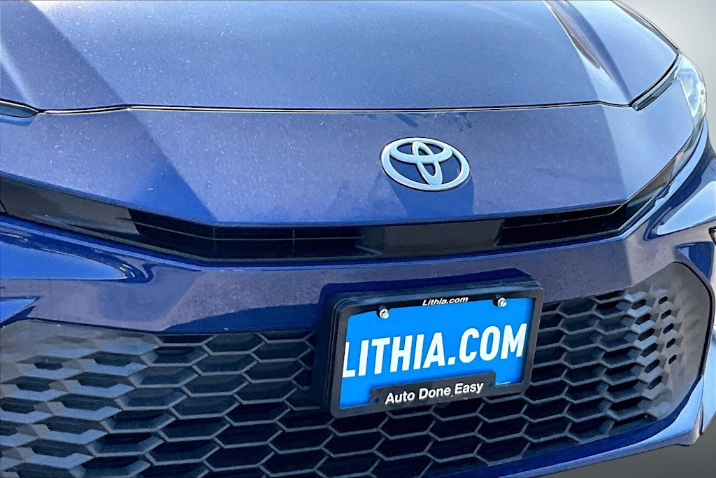 Thumbnail: 2025 Toyota Camry - 30