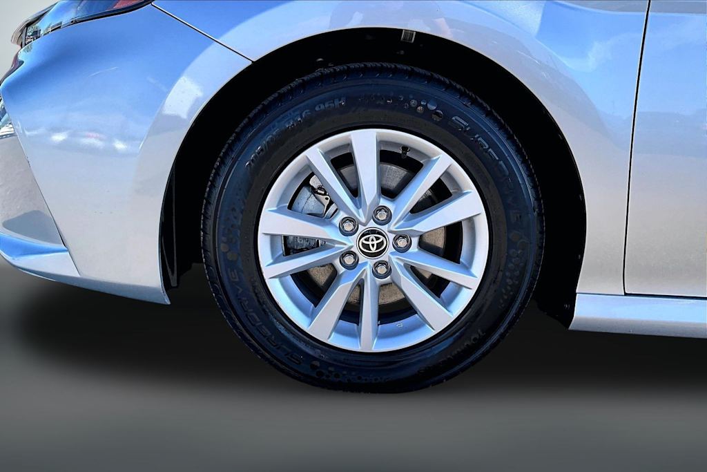 Thumbnail: 2025 Toyota Camry - 8