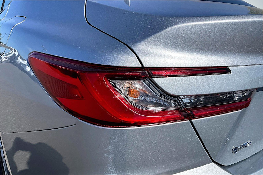 Thumbnail: 2025 Toyota Camry - 32