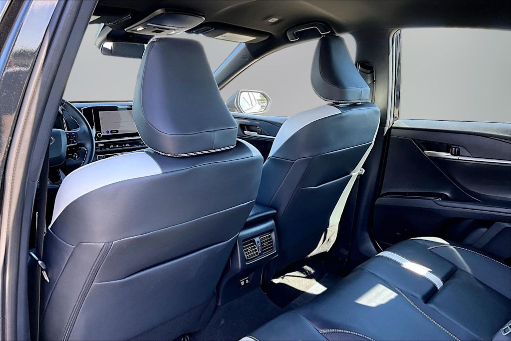 Thumbnail: 2025 Toyota Camry - 12