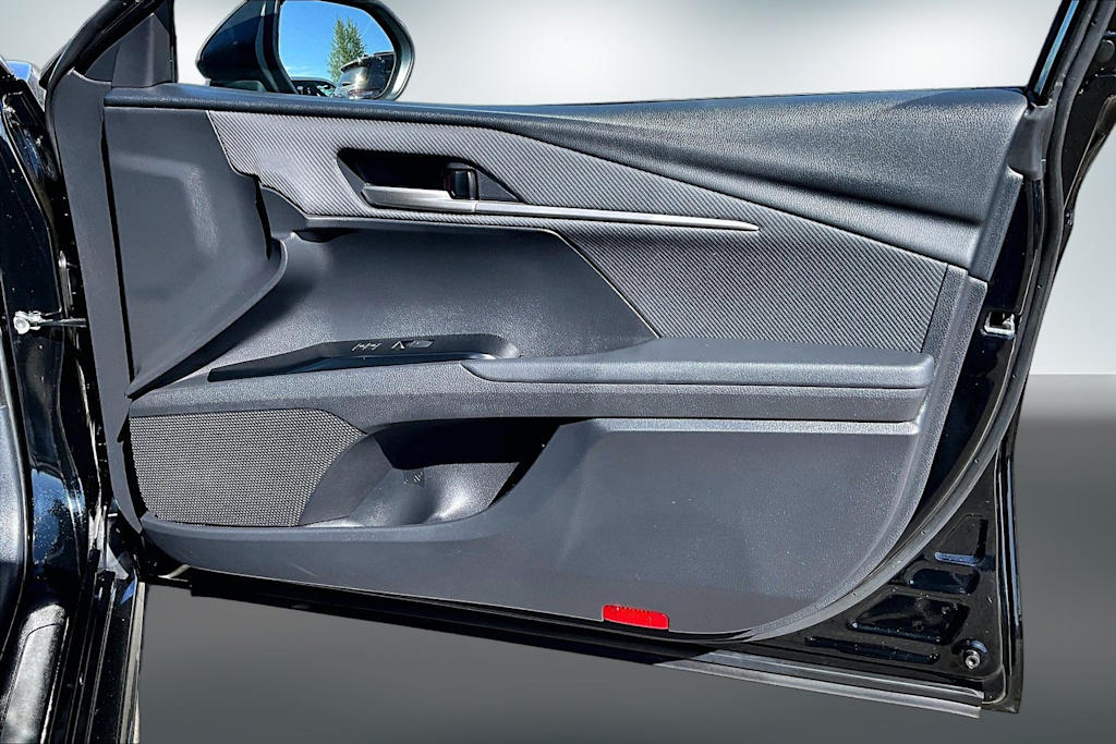 Thumbnail: 2025 Toyota Camry - 27