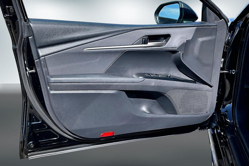 Thumbnail: 2025 Toyota Camry - 26