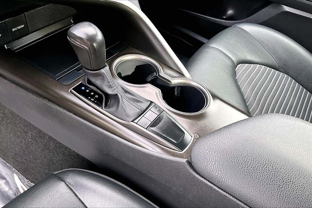 Thumbnail: 2024 Toyota Camry - 16