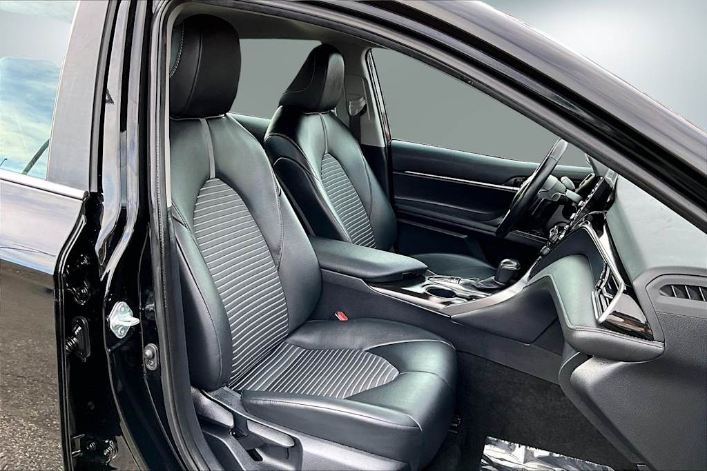 Thumbnail: 2024 Toyota Camry - 12