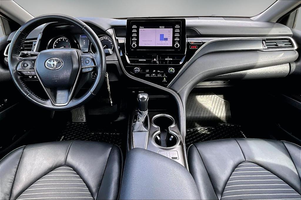 Thumbnail: 2024 Toyota Camry - 9