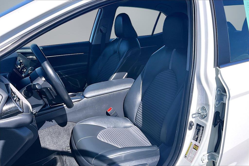Thumbnail: 2024 Toyota Camry - 11