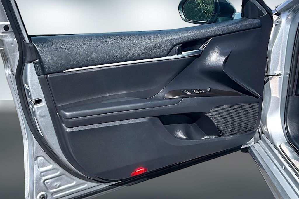 Thumbnail: 2023 Toyota Camry - 27