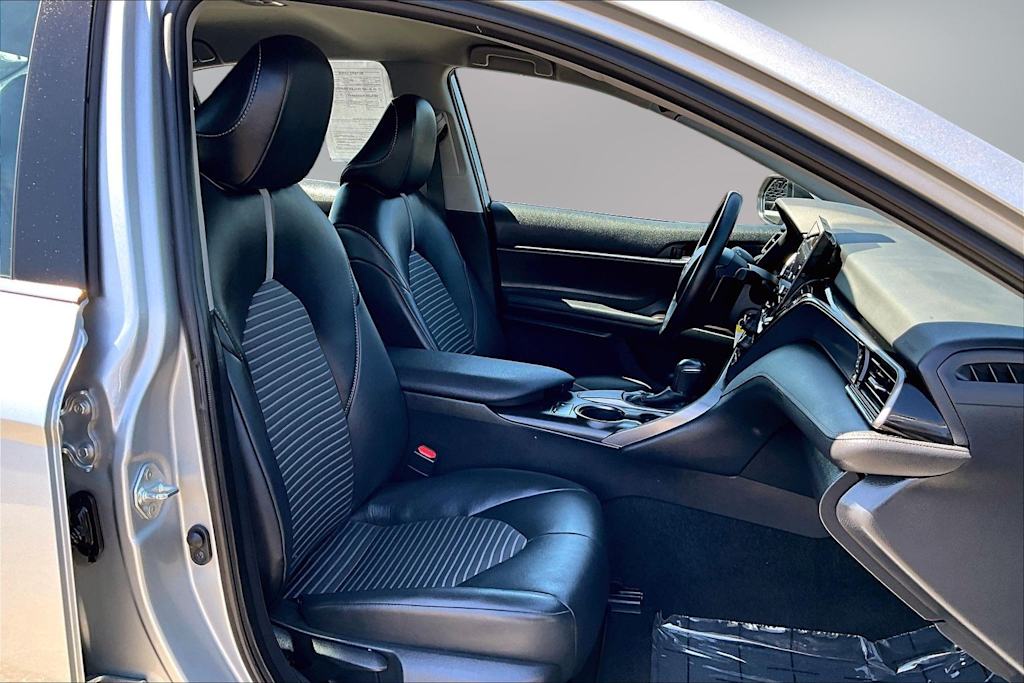 Thumbnail: 2024 Toyota Camry - 12