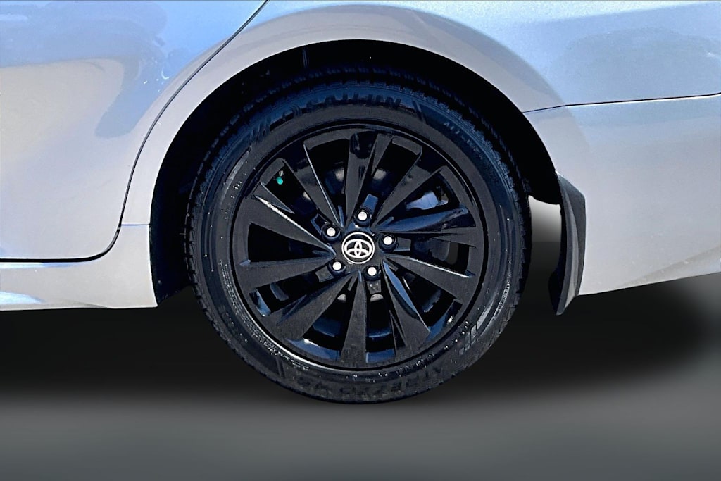 Thumbnail: 2024 Toyota Camry - 34