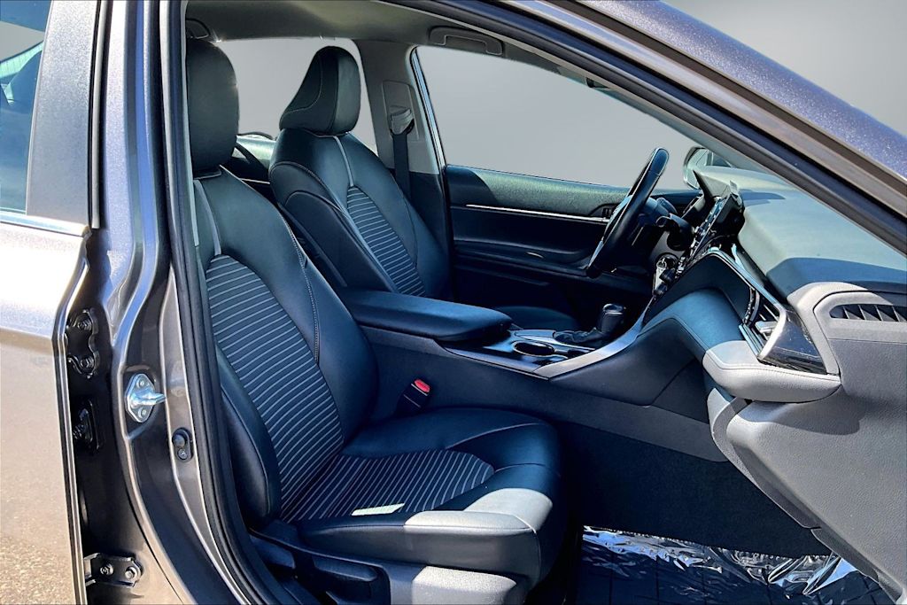 Thumbnail: 2021 Toyota Camry - 12