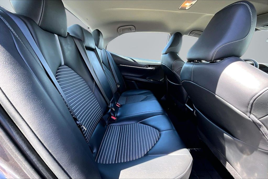 Thumbnail: 2021 Toyota Camry - 30