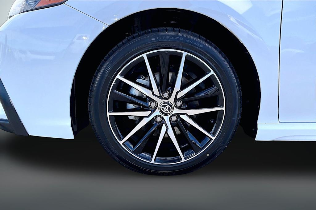 Thumbnail: 2024 Toyota Camry - 8