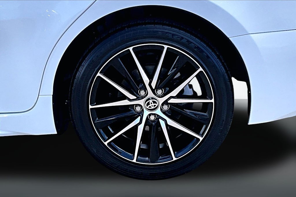 Thumbnail: 2024 Toyota Camry - 34