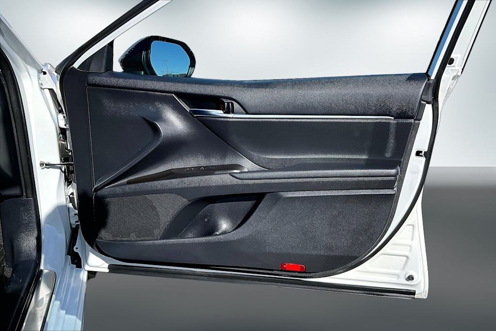 Thumbnail: 2024 Toyota Camry - 28