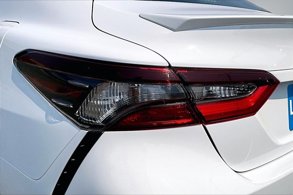 Thumbnail: 2023 Toyota Camry - 32