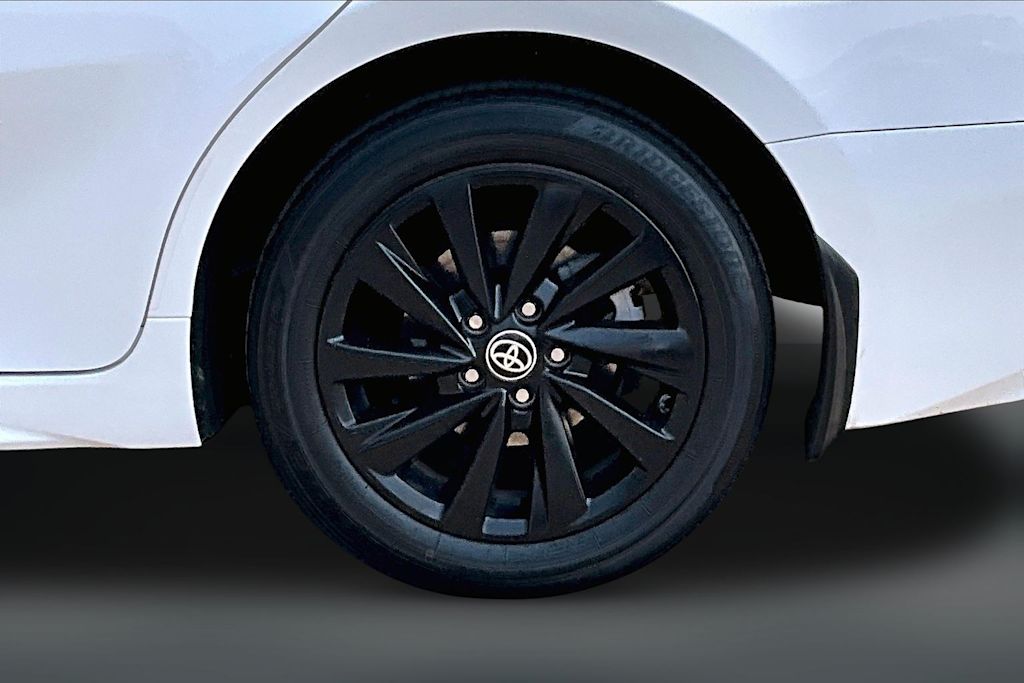 Thumbnail: 2023 Toyota Camry - 34