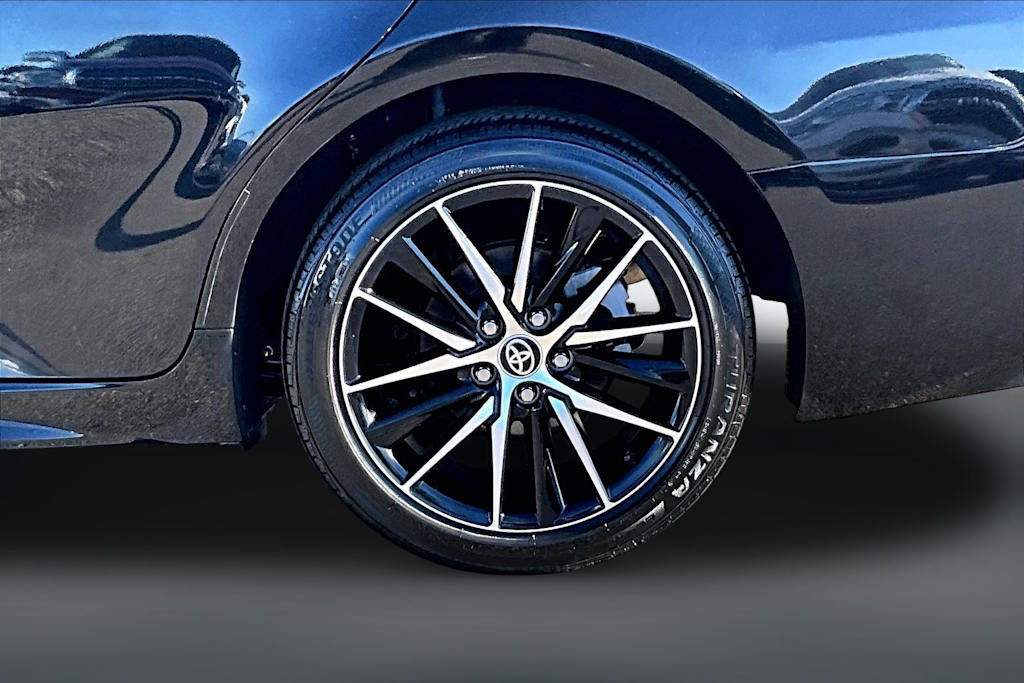 Thumbnail: 2024 Toyota Camry - 29