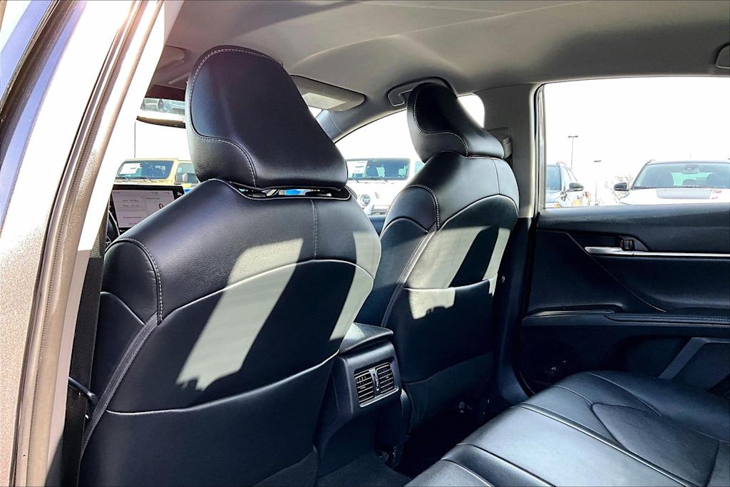 Thumbnail: 2023 Toyota Camry - 13