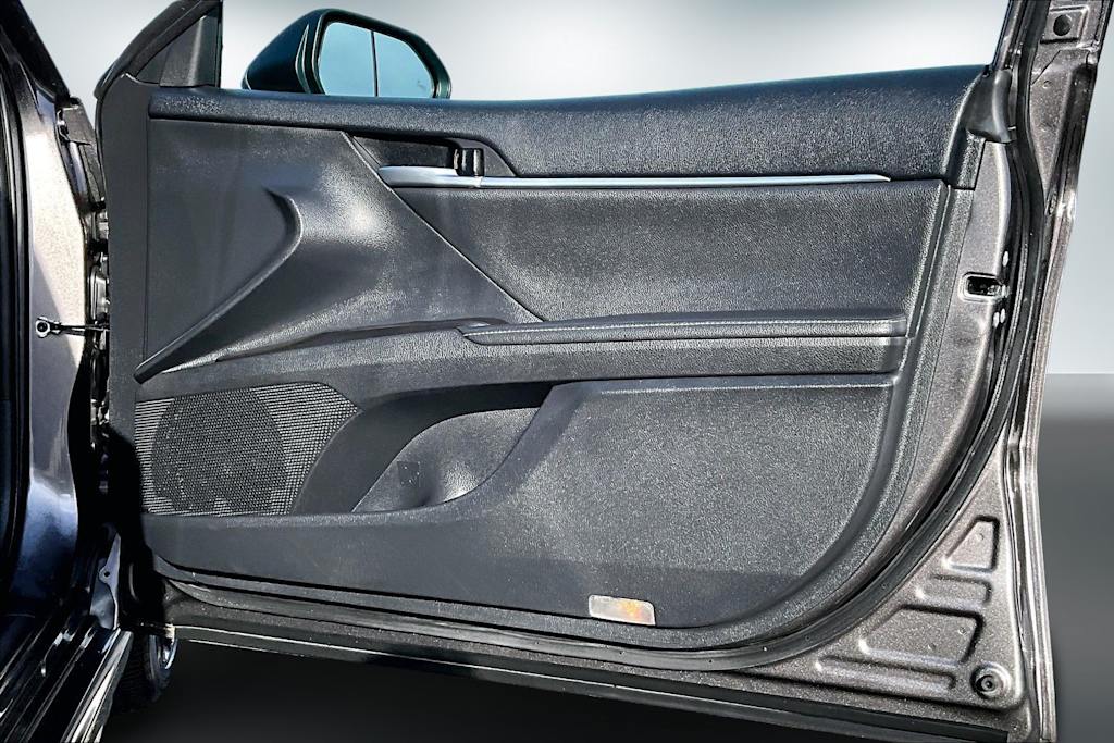 Thumbnail: 2023 Toyota Camry - 28