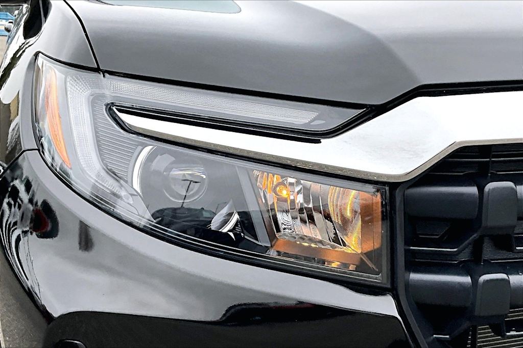 Thumbnail: 2025 Honda Ridgeline - 32