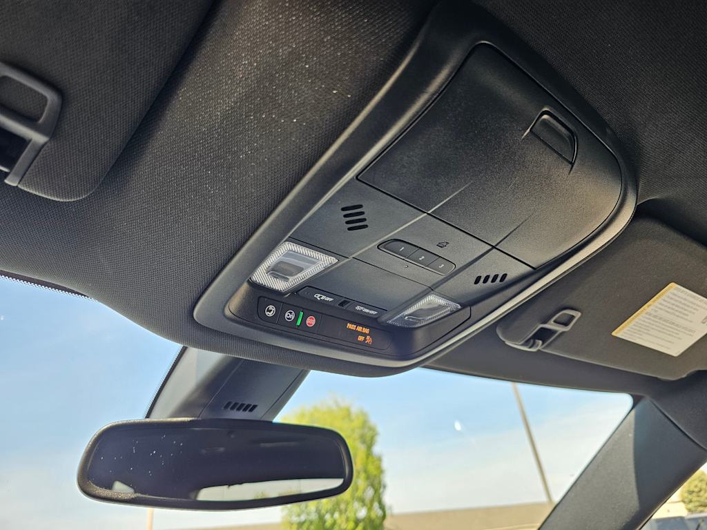 2023 Buick Enclave Essence 30