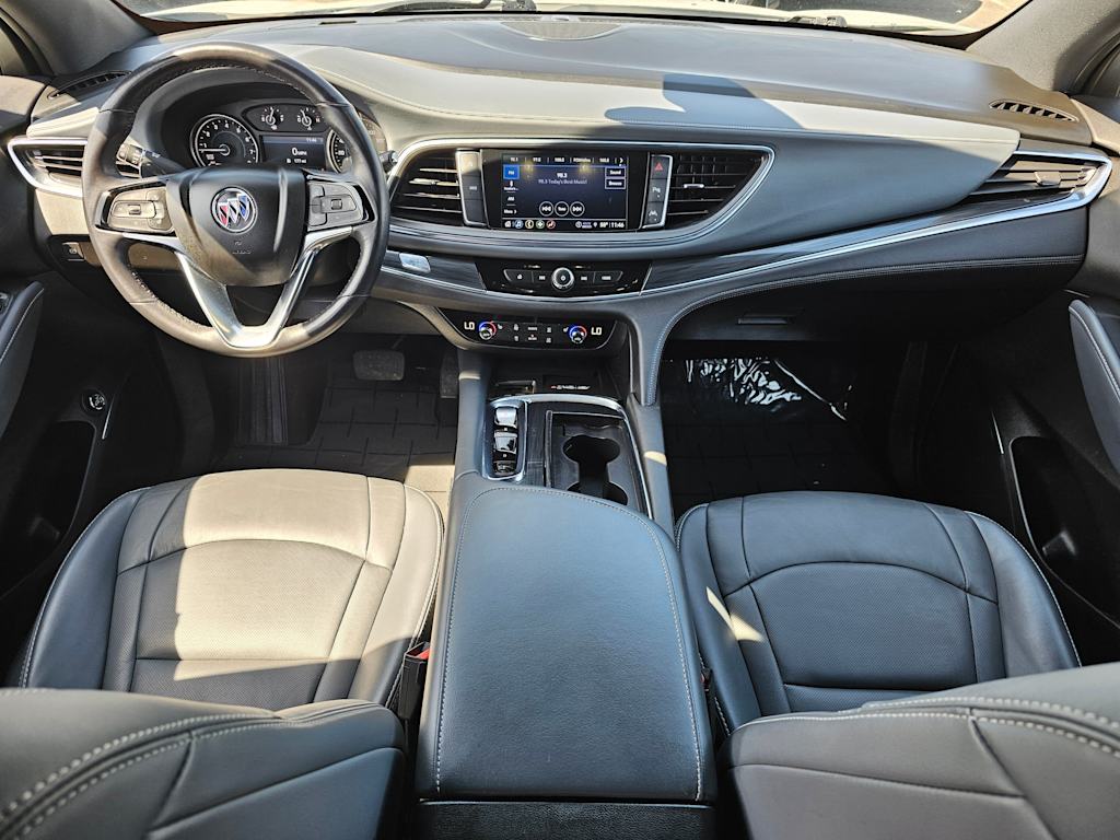 2023 Buick Enclave Essence 10