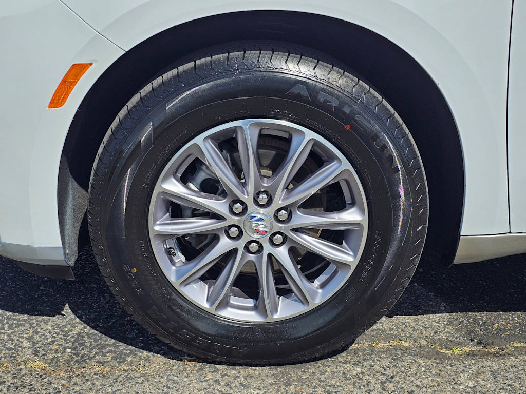 2023 Buick Enclave Essence 8