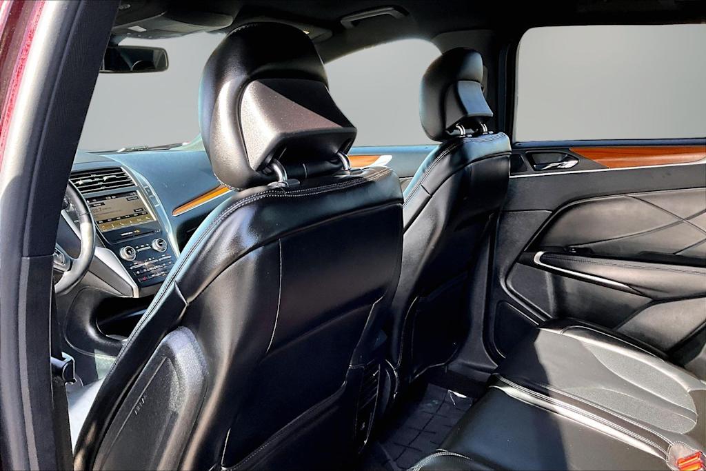 Thumbnail: 2019 Lincoln MKC - 13