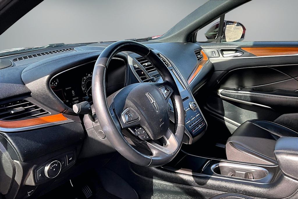 Thumbnail: 2019 Lincoln MKC - 2