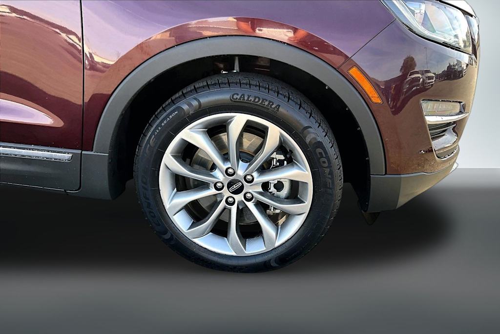 Thumbnail: 2019 Lincoln MKC - 35