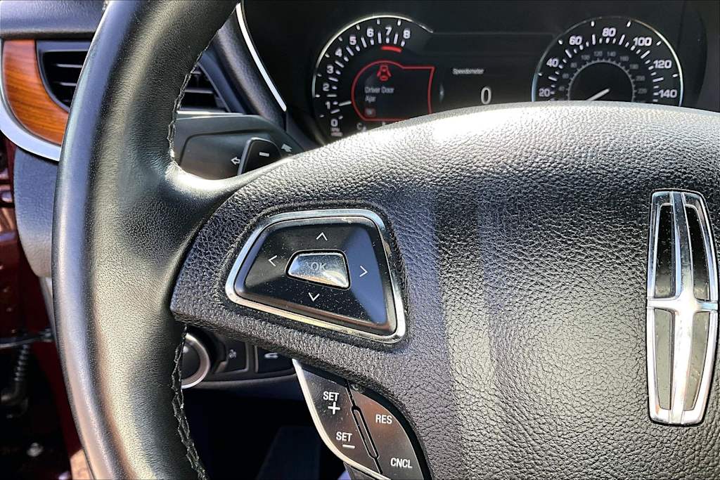 Thumbnail: 2019 Lincoln MKC - 24